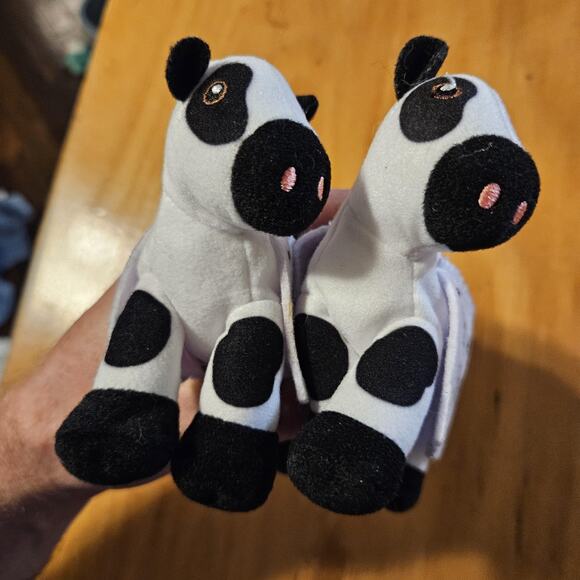 Chick-fil-A Eat Mor Chikin Cow Plush Toys Lot 2 Small Stuffed Animals Promo - Picture 3 of 7